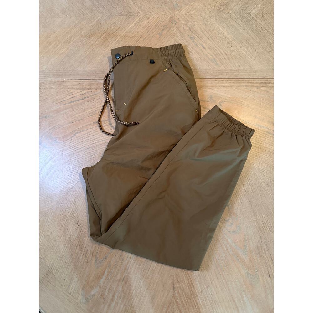 Gymshark Retake Track Joggers windbreaker material brown size medium